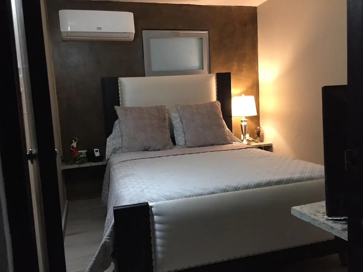 Segovia Studio Units Carolina 3*,